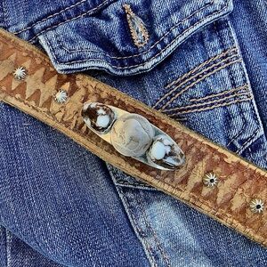Leathercuff, up to 7 1/2” wrist